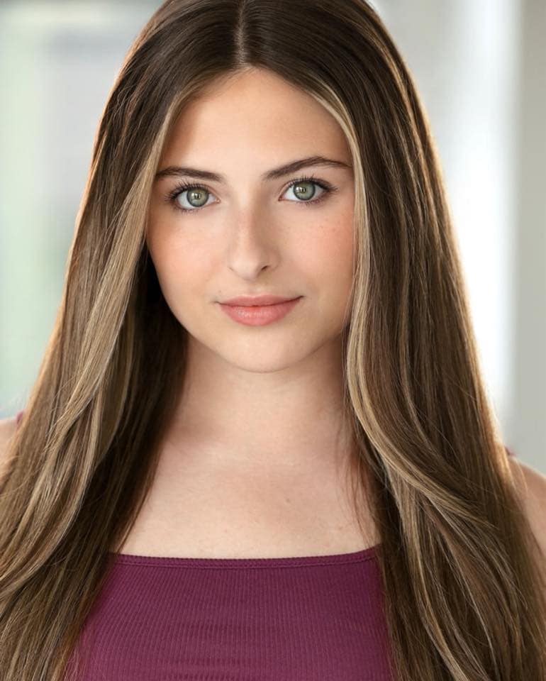 Sofia Xavier Headshot